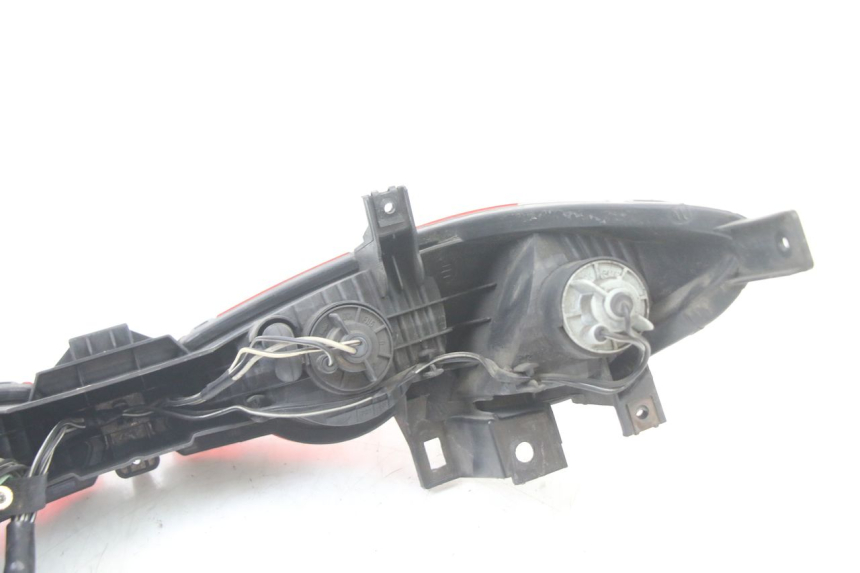 photo de FANALE STOP POSTERIORE  SUZUKI BURGMAN 125 (2015 - 2017)