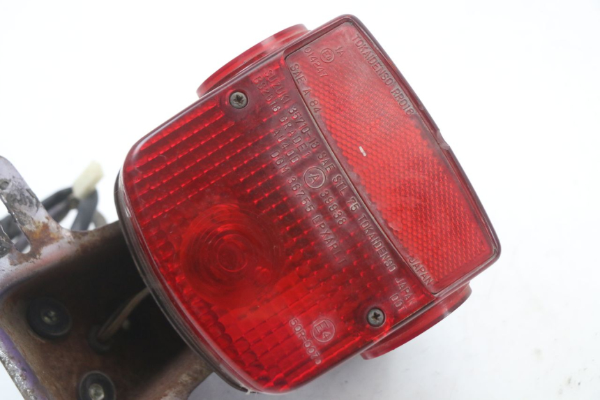 photo de FANALE STOP POSTERIORE  SUZUKI GN 125 (1997 - 2000)