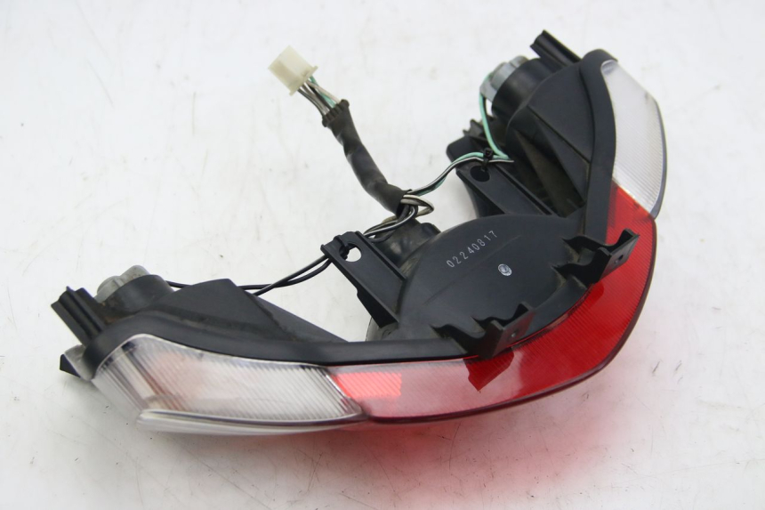 photo de FANALE POSTERIORE SUZUKI SIXTEEN 125 (2008 - 2010)