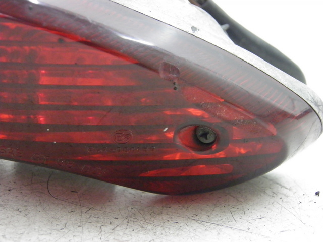 photo de Fanale posteriore SUZUKI SV S 650 (1999 - 2002)