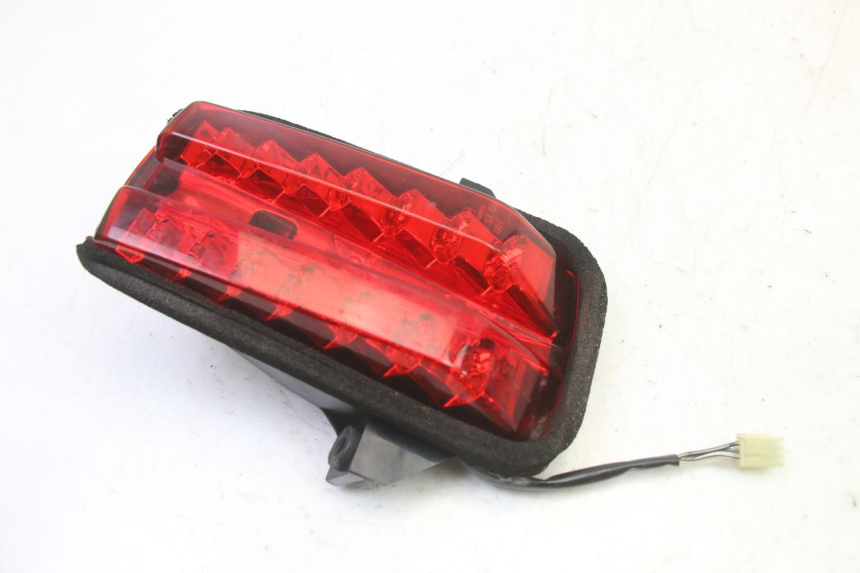 photo de FANALE STOP POSTERIORE  SUZUKI SV S 650 (2003 - 2009)