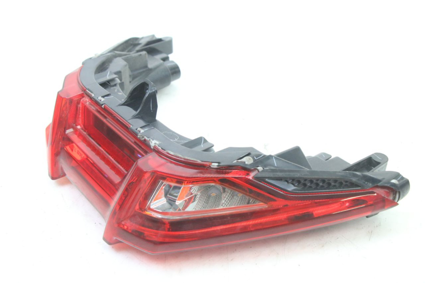 photo de FANALE POSTERIORE APRILIA SXR 50 (2021 - 2023)