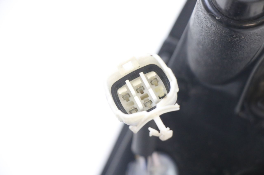 photo de FANALE POSTERIORE APRILIA SXR 50 (2021 - 2023)