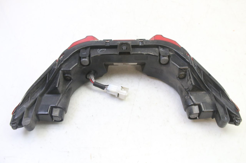 photo de FANALE POSTERIORE APRILIA SXR 50 (2021 - 2023)
