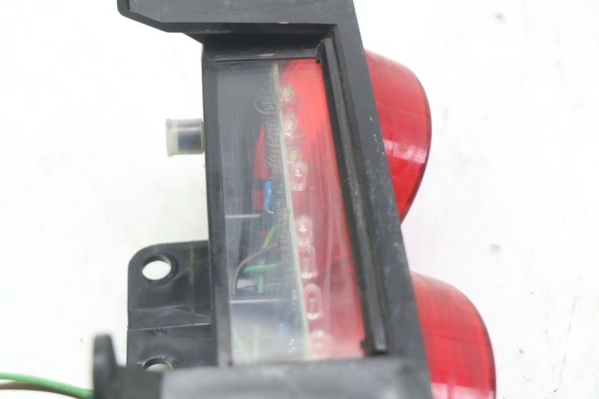photo de FANALE POSTERIORE SYM JET EURO X 2T 50 (2003 - 2007)