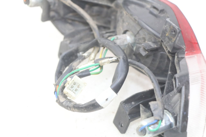 photo de FANALE POSTERIORE PEUGEOT TWEET 4T 50 (2010 - 2014)