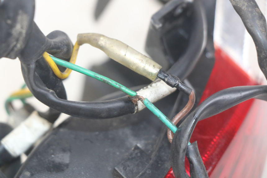 photo de FANALE POSTERIORE PEUGEOT TWEET 4T 50 (2018 - 2020)