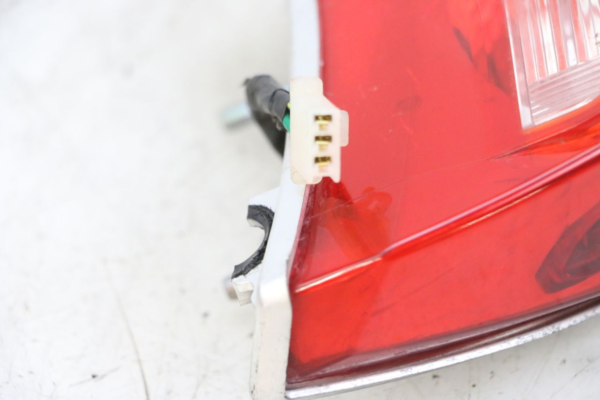 photo de FANALE POSTERIORE DAELIM VJ ROADWIN FI 125 (2008 - 2017) - Altra angolazione