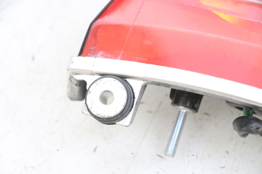 photo de FANALE POSTERIORE DAELIM VJ ROADWIN FI 125 (2008 - 2017) - Ricambio usato controllato