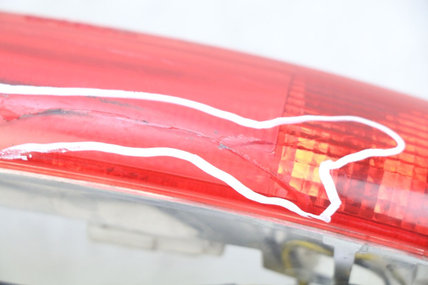 photo de FANALE POSTERIORE PIAGGIO XEVO - X EVO 125 (2007 - 2016)