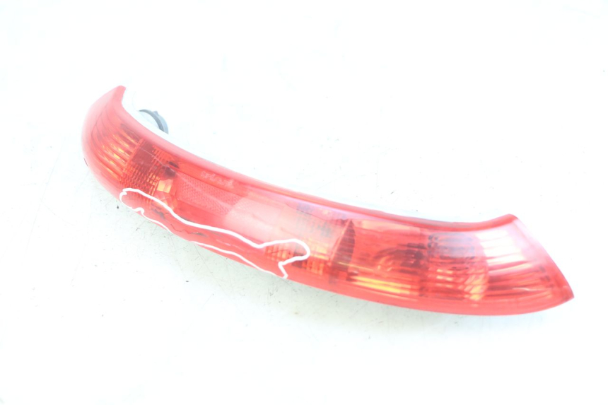 photo de FANALE POSTERIORE PIAGGIO XEVO - X EVO 125 (2007 - 2016)