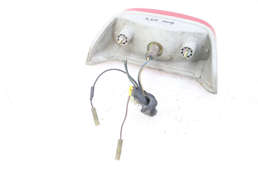 photo de FANALE STOP POSTERIORE  YAMAHA XJN DIVERSION 600 (2000 - 2003)