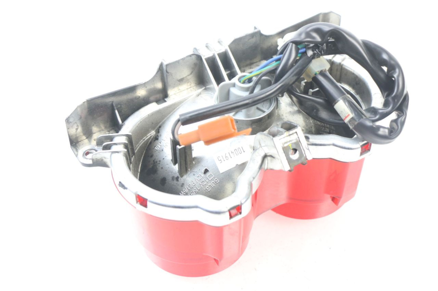 photo de FANALE POSTERIORE YAMAHA BW'S BWS 125 (2010 - 2013)