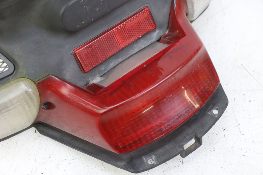 photo de FANALE STOP POSTERIORE  YAMAHA BW'S NG NEXT GENERATION 50 (1996 - 2003)