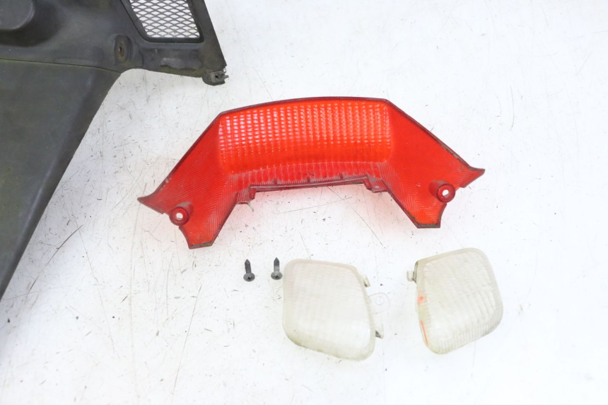 photo de FANALE STOP POSTERIORE  YAMAHA BW'S NG NEXT GENERATION 50 (1996 - 2003)