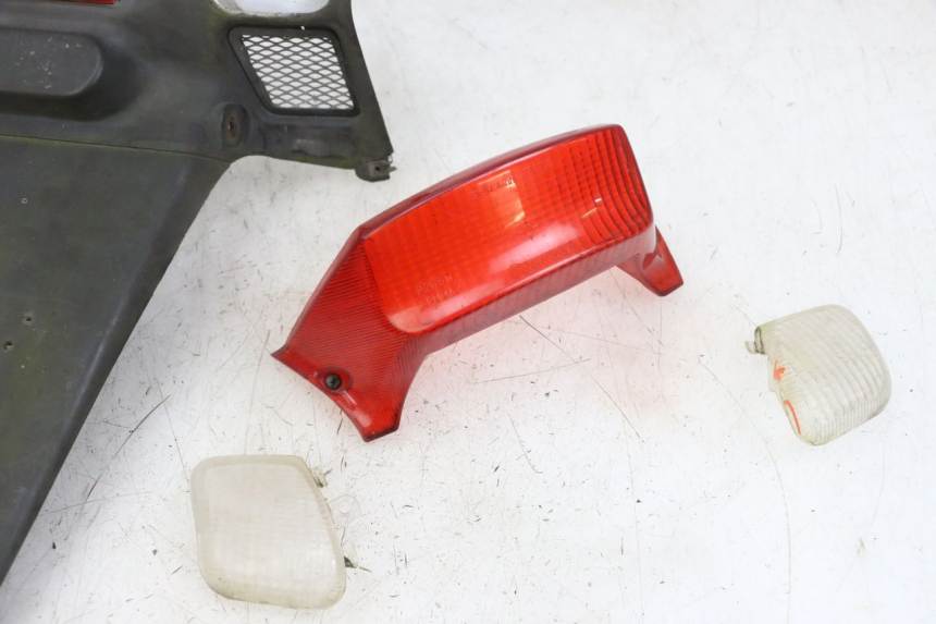 photo de FANALE STOP POSTERIORE  YAMAHA BW'S NG NEXT GENERATION 50 (1996 - 2003)