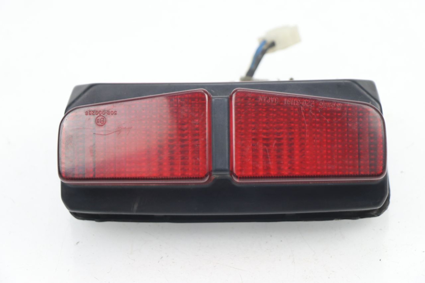 photo de FANALE POSTERIORE YAMAHA FZS FAZER 600 (1998 - 2001)