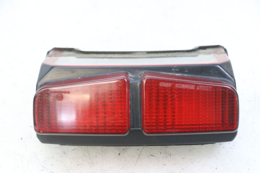 photo de FANALE STOP POSTERIORE  YAMAHA FZS FAZER 600 (2001 - 2003)