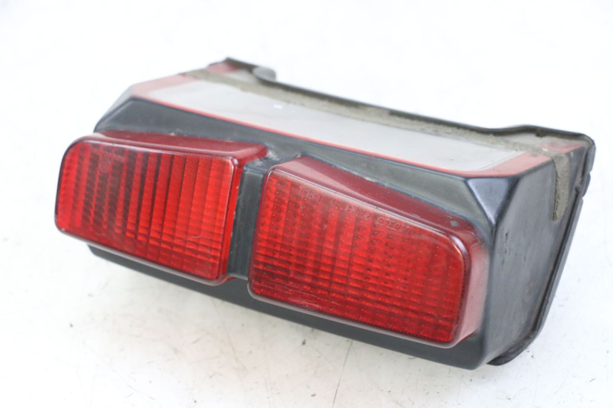 photo de FANALE STOP POSTERIORE  YAMAHA FZS FAZER 600 (2001 - 2003)
