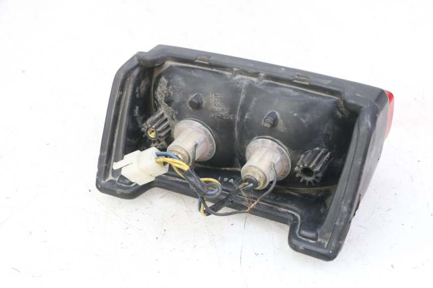 photo de FANALE STOP POSTERIORE  YAMAHA FZS FAZER 600 (2001 - 2003)