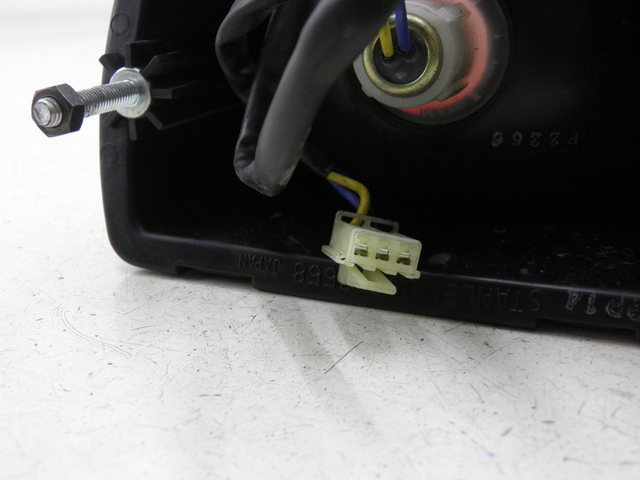 photo de Fanale posteriore YAMAHA TDM 900 (2004 - 2006) - Primo piano tecnico