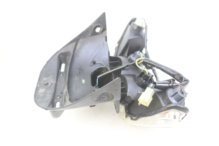 photo de FANALE POSTERIORE YAMAHA XP T-MAX TMAX ABS 500 (2004 - 2007)