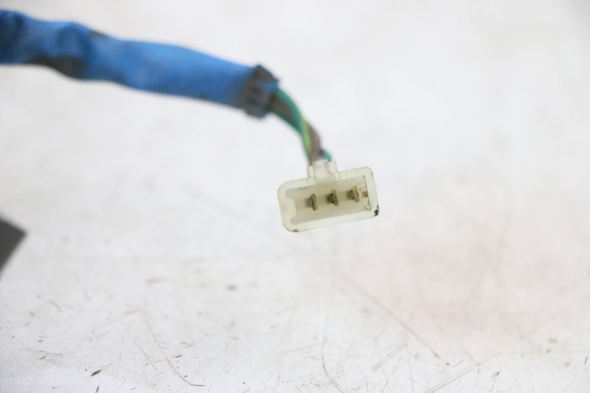 photo de FANALE STOP POSTERIORE  KYMCO ZING 125 (1997 - 2003) - Dettagli dei punti di fissaggio