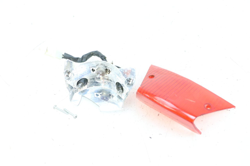 photo de FANALE POSTERIORE PIAGGIO ZIP 4T 50 (2018 - 2020) - Dettaglio del componente