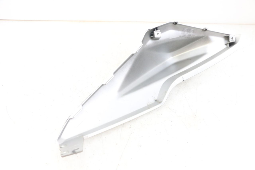 photo de PARAFANGO POSTERIORE DESTRO YAMAHA AEROX 2T 50 (2013 - 2017)