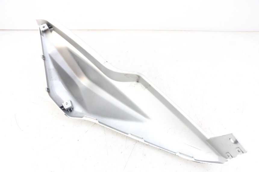photo de PARAFANGO POSTERIORE DESTRO YAMAHA AEROX 2T 50 (2013 - 2017)