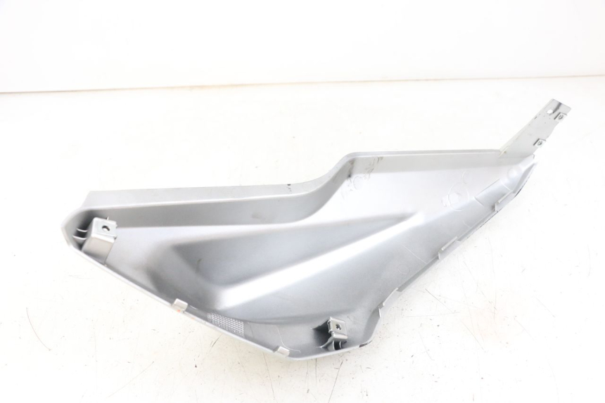 photo de PARAFANGO POSTERIORE DESTRO YAMAHA AEROX 2T 50 (2013 - 2017)