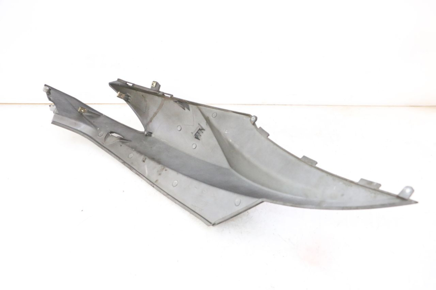 photo de CARENA POSTERIORE DESTRA KYMCO AGILITY NAKED RENOUVO 2T 50 (2011 - 2018)