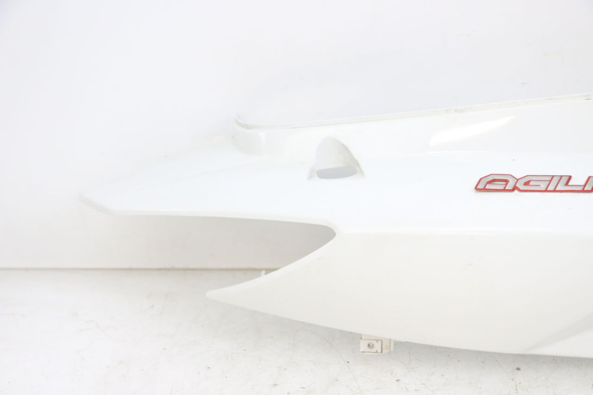 photo de CARENA POSTERIORE DESTRA KYMCO AGILITY RS 4T 50 (2009 - 2013)