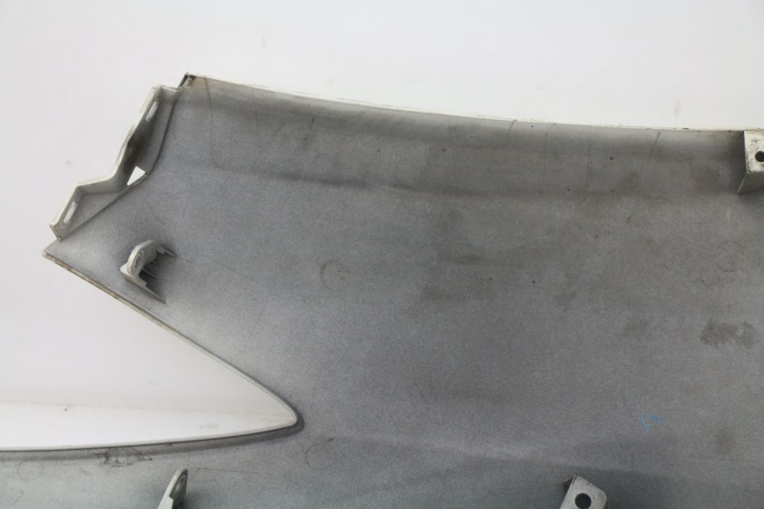 photo de PARAFANGO POSTERIORE DESTRO SUZUKI AN BURGMAN 400 (2006 - 2010)