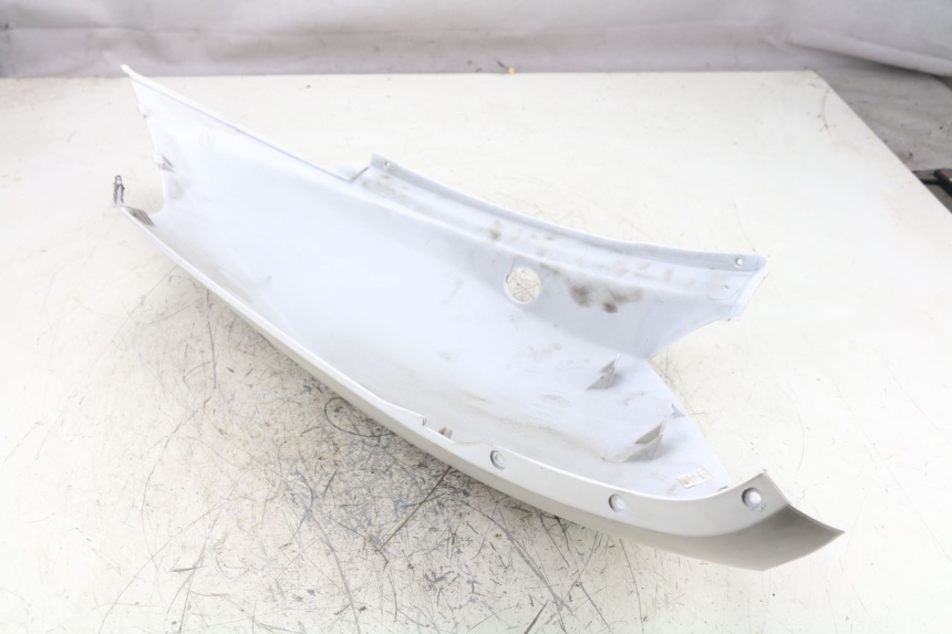 photo de PARAFANGO POSTERIORE DESTRO APRILIA ATLANTIC S 125 (2010 - 2013)