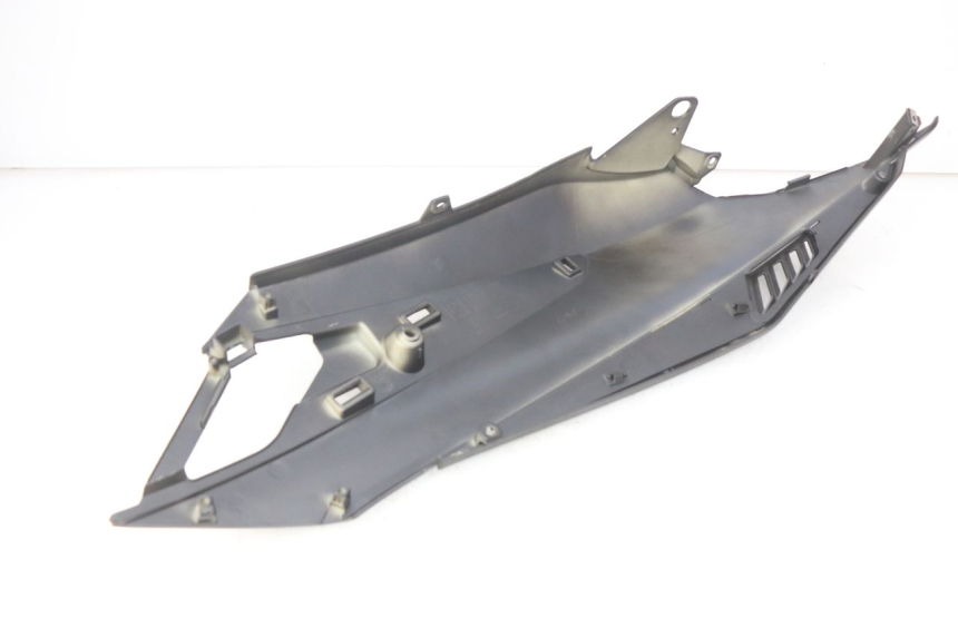 photo de PARAFANGO POSTERIORE DESTRO APRILIA SXR 50 (2021 - 2023)