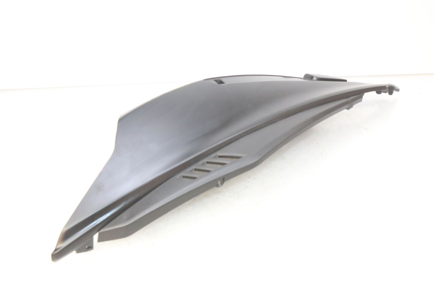 photo de PARAFANGO POSTERIORE DESTRO APRILIA SXR 50 (2021 - 2023)