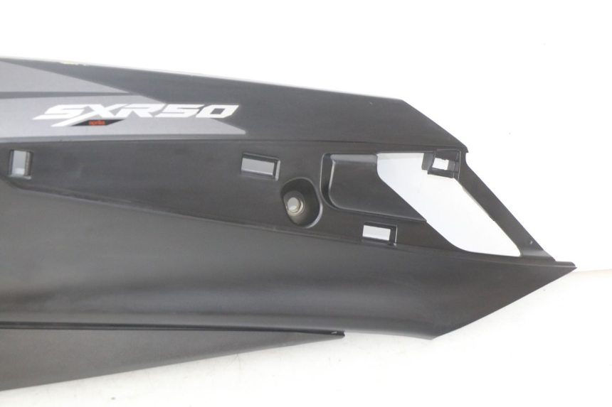 photo de PARAFANGO POSTERIORE DESTRO APRILIA SXR 50 (2021 - 2023)