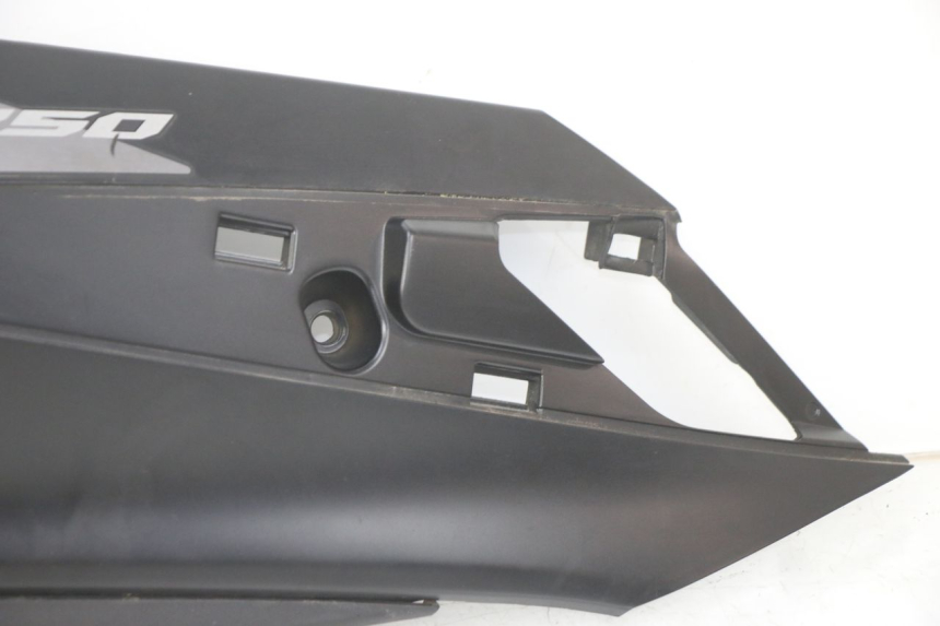 photo de PARAFANGO POSTERIORE DESTRO APRILIA SXR 50 (2021 - 2023)