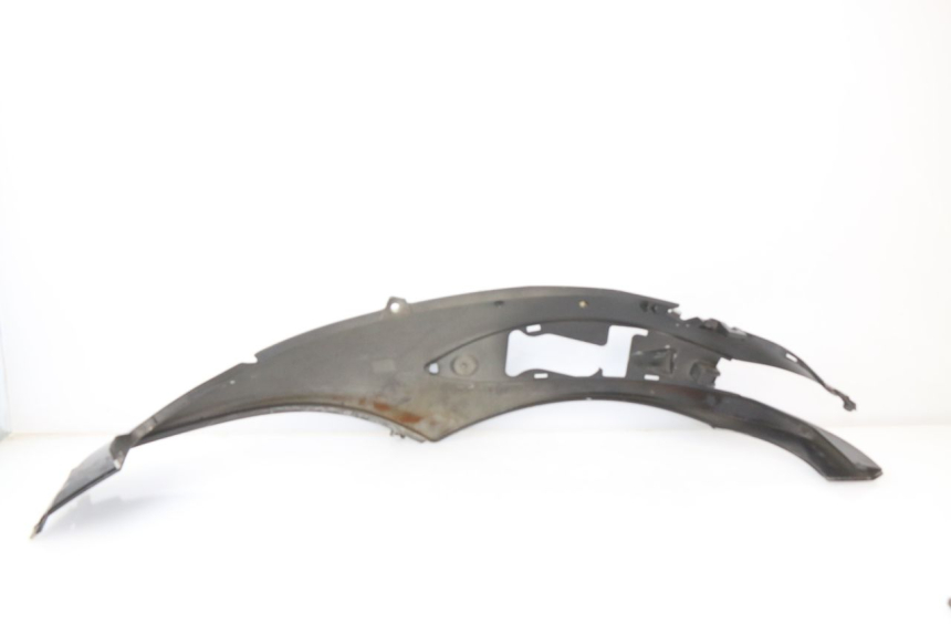 photo de PARAFANGO POSTERIORE DESTRO PIAGGIO BEVERLY 125 (1998 - 2005)