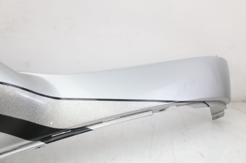 photo de PARAFANGO POSTERIORE DESTRO BMW C1 125 (2000 - 2003)