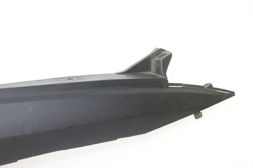 photo de CARENA POSTERIORE DESTRA SUZUKI BURGMAN 125 (2007 - 2014)