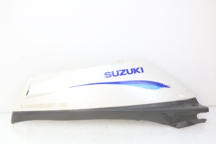 photo de PARAFANGO POSTERIORE DESTRO SUZUKI CP 80 (1985 - 1996)