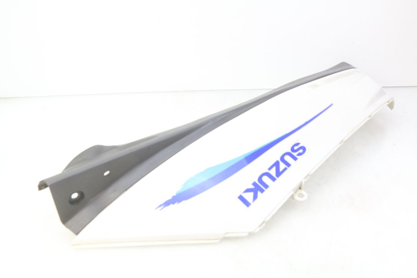 photo de PARAFANGO POSTERIORE DESTRO SUZUKI CP 80 (1985 - 1996)