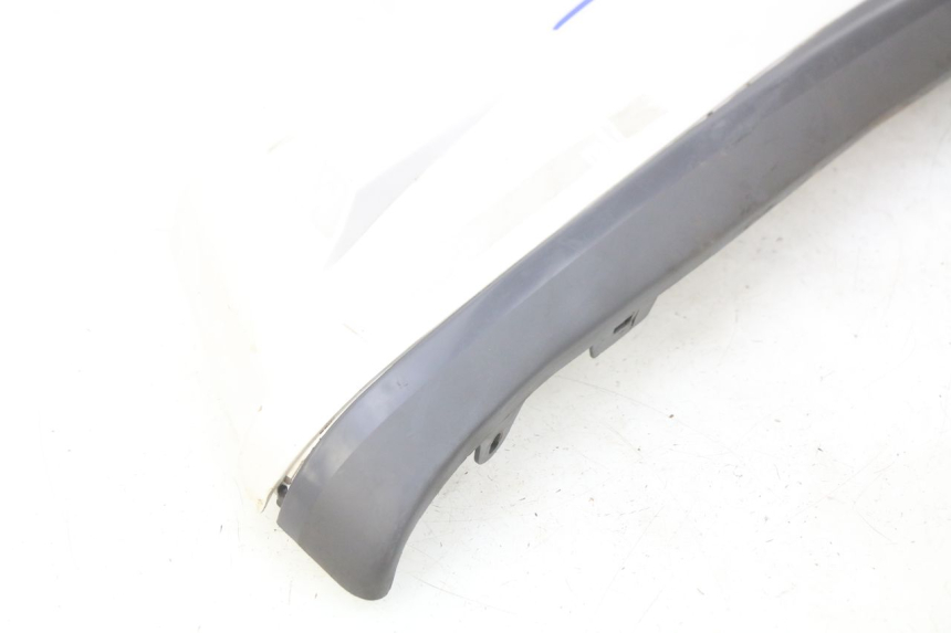 photo de PARAFANGO POSTERIORE DESTRO SUZUKI CP 80 (1985 - 1996)