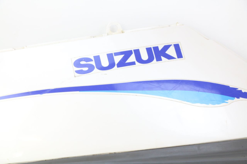 photo de PARAFANGO POSTERIORE DESTRO SUZUKI CP 80 (1985 - 1996)