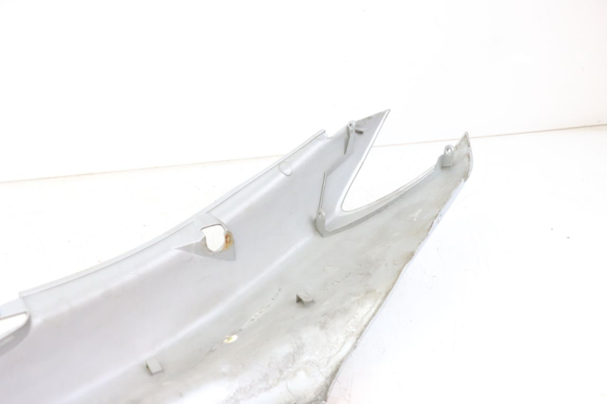 photo de PARAFANGO POSTERIORE DESTRO YAMAHA CYGNUS X 125 (2004 - 2007)