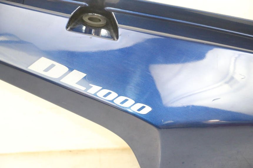 photo de CARENA POSTERIORE DESTRA SUZUKI DL V STROM 1000 (2002 - 2007) - Altra vista dell'articolo