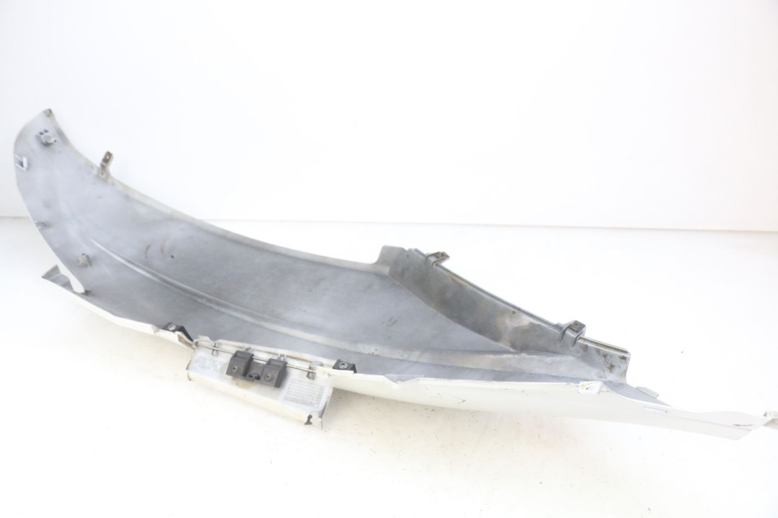photo de PARAFANGO POSTERIORE DESTRO HONDA FES S-WING SWING ABS 125 (2007 - 2015)
