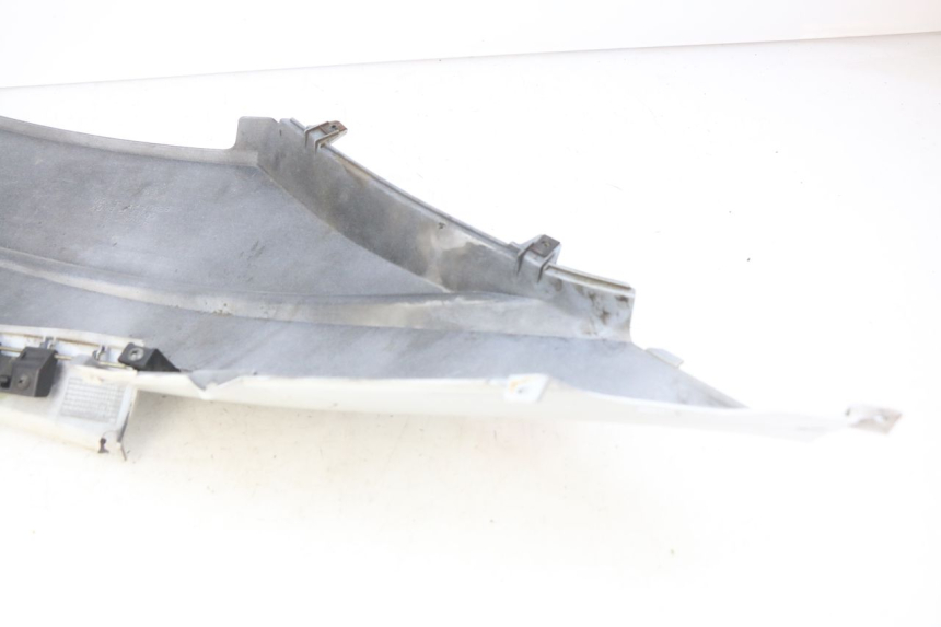 photo de PARAFANGO POSTERIORE DESTRO HONDA FES S-WING SWING ABS 125 (2007 - 2015)